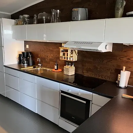Kristiansand, Private *